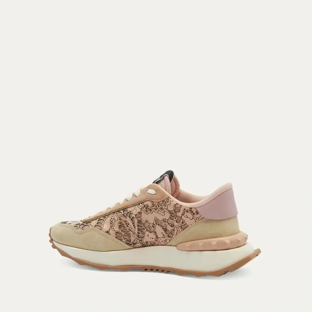 VALENTINO GARAVANI Lace Vlogo Runner Sneakers - Picture 2 of 5